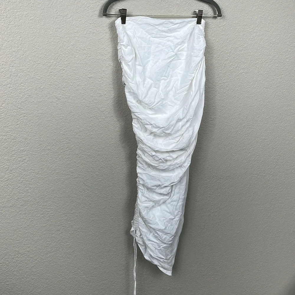 New House of CB Loie Gathered Maxi Skirt White Linen Blend Ruched Slit Sz XS